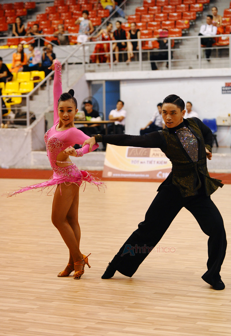 Cặp VĐV đoạt Giải 2 với vũ điệu Latin