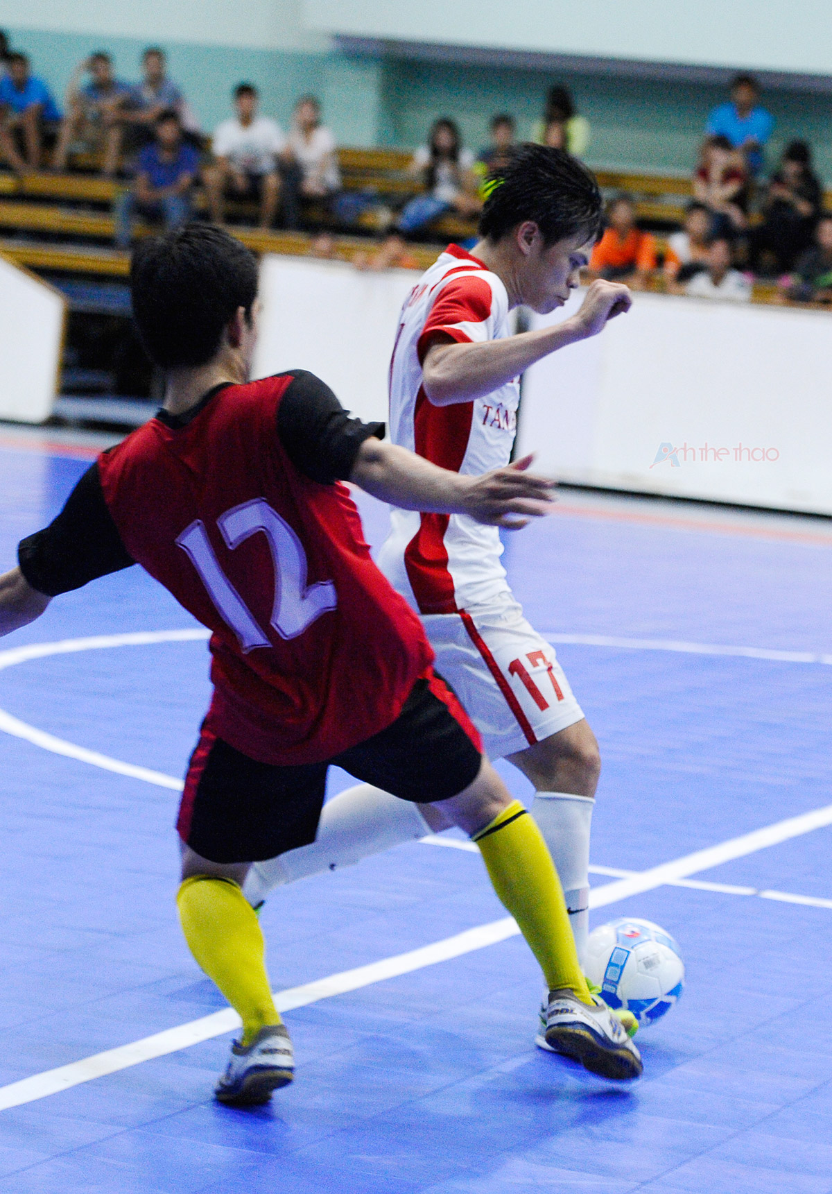 Ken Futsal Club trong màu áo Tân Hiệp Hưng